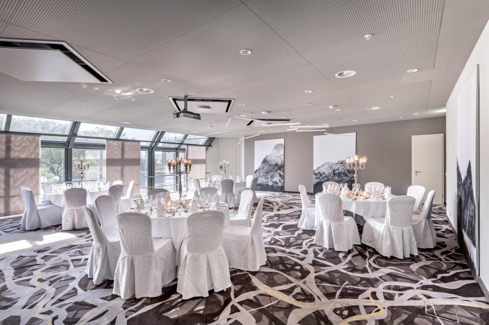 Zurich Marriott Hotel Экстерьер фото The ballroom